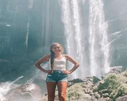 The star loves hiking and hiked nine miles to witness the beautiful view of Yosemite Falls of which she shared a picture on her Instagram.